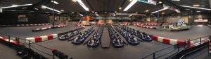 Home Kartbaan met meerdere bochten waar je karten in de buurt van Delft kan doen bij Van der Ende Racing Inn