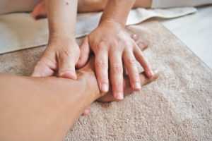 10 vragen over massage - Sandra van Touch of Zen legt antwoorden uit op veelgestelde massagevragen