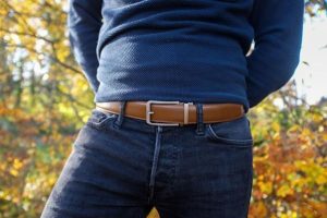 Home Collectie leren heren riemen in zwart en bruin, passend bij zakelijke en casual outfits